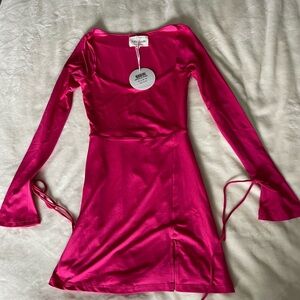 Selfie Leslie Fuchsia Long Sleeve Dress
